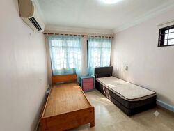 Blk 960 Hougang Avenue 9 (Hougang), HDB Executive #619287031
